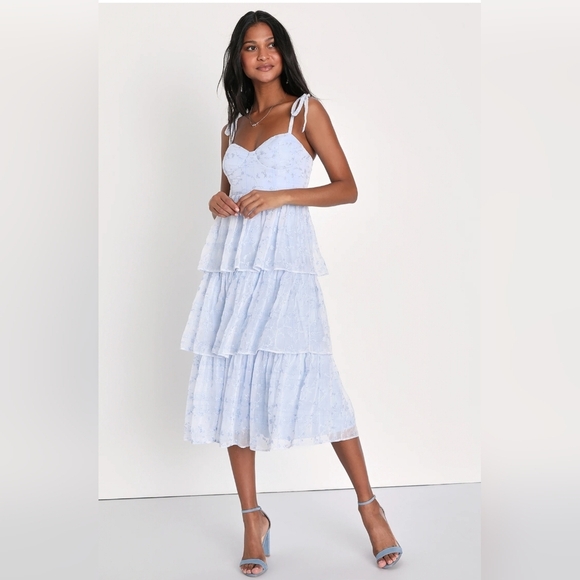 Lulu's Light Blue Tiered Midi Dress Sz Small Gentle Used - Picture 1 of 7